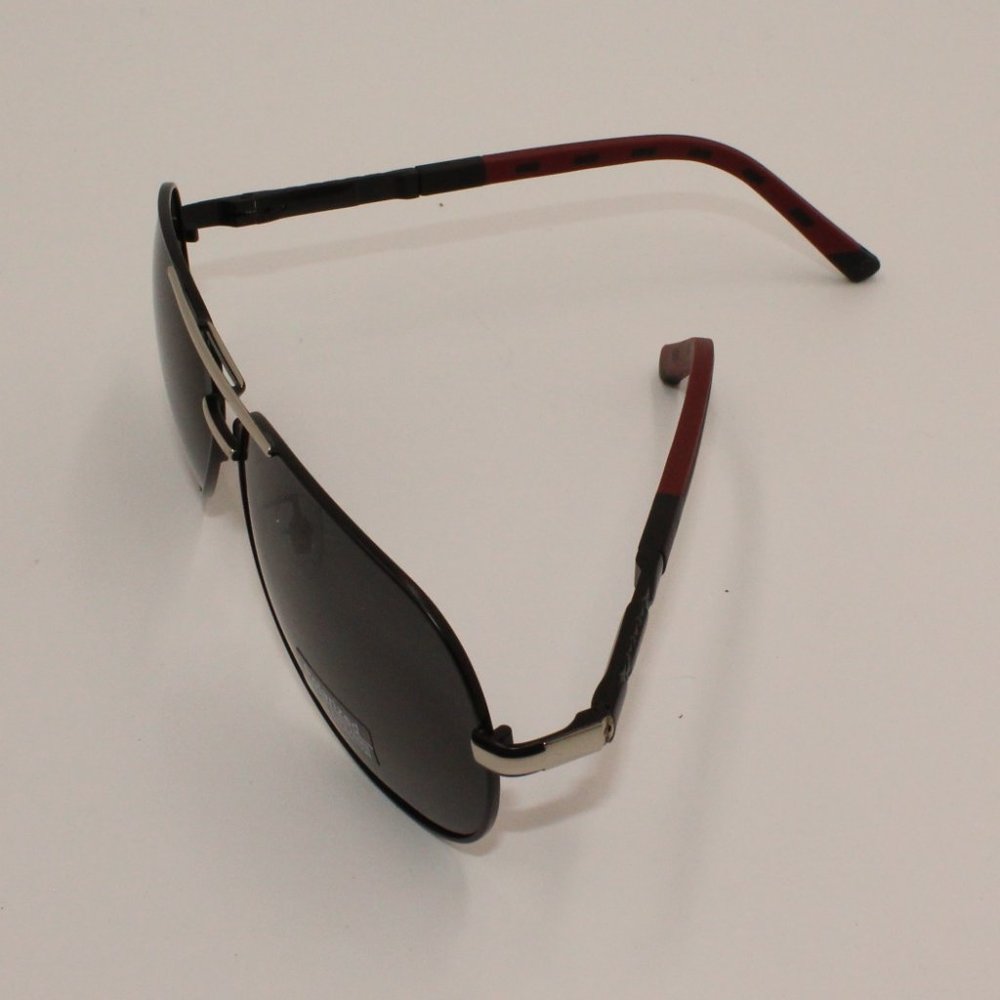 Polarized Aviator Black Metal Frame Sunglasses Unisex - Picture 6 of 6